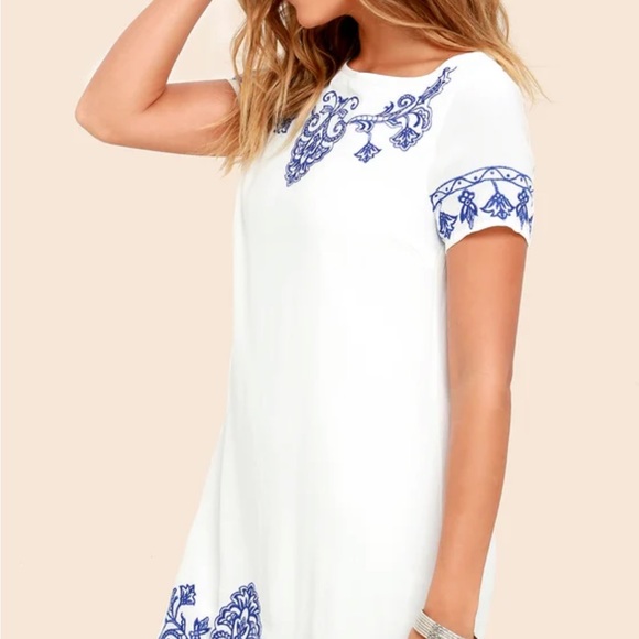 Tale to Tell Blue and Ivory Shift dress - Picture 4 of 6